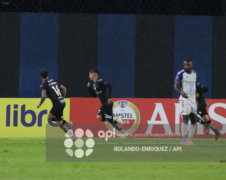 FBL CONMEBOL LIBERTADORES INDEPENDIENTE VALLE VS U CENTRAL