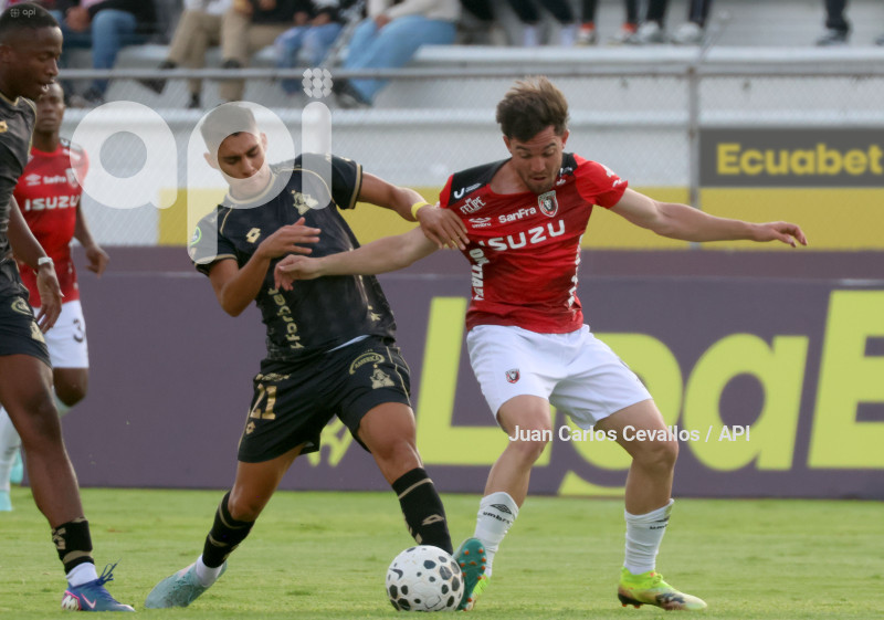 FBL-LIGAECUABET-LEONES FC-AUCAS