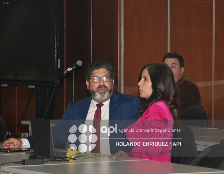 CASO LIGADOS RESOLUCION