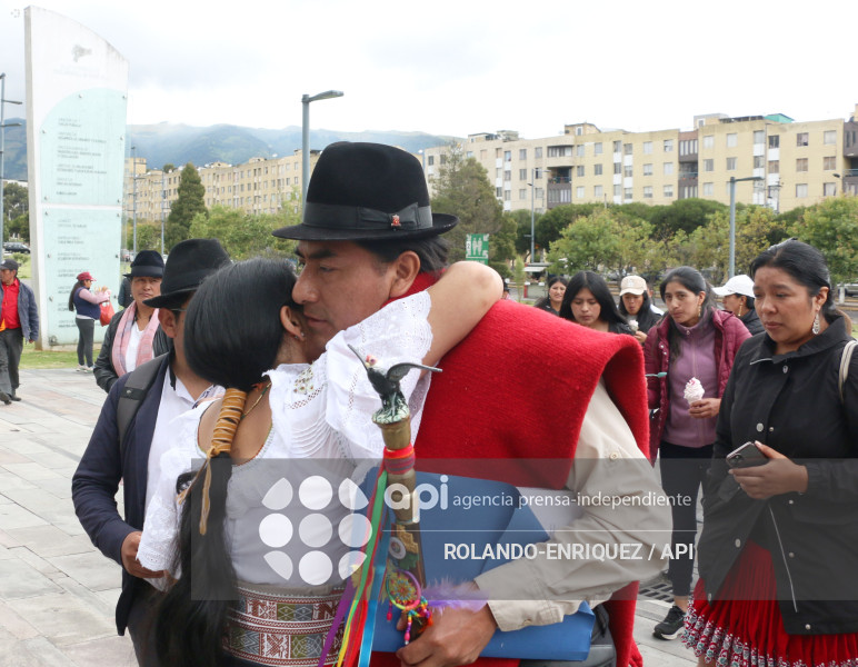 LEONIDAS IZA SECRETARIA DE PUEBLOS