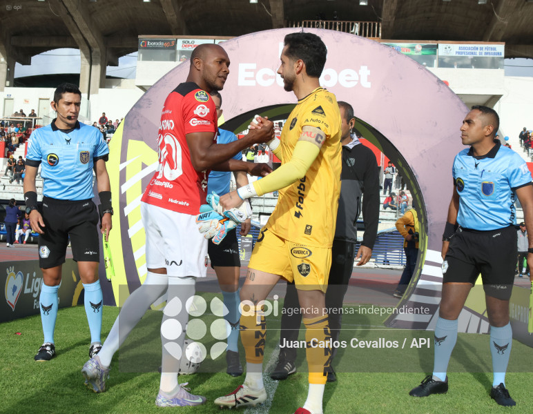 FBL-LIGAECUABET-LEONES FC-AUCAS