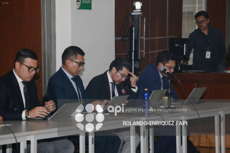 CASO LIGADOS RESOLUCION