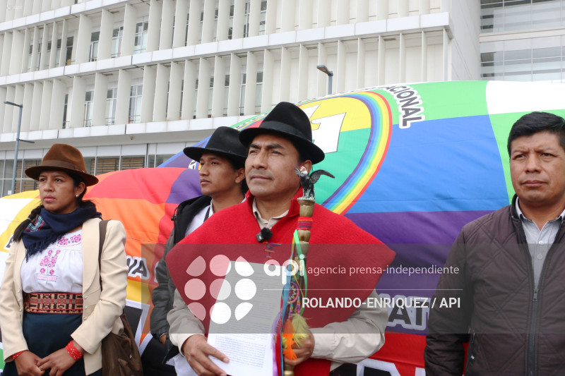 LEONIDAS IZA SECRETARIA DE PUEBLOS