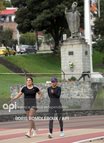 CUENCA-PAULA TORRES-MEDALLISTA MUNDIAL