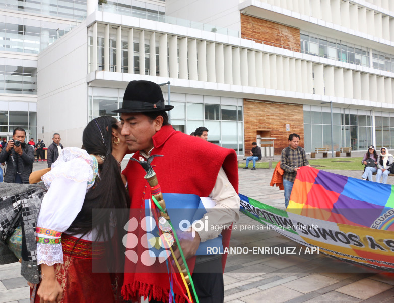 LEONIDAS IZA SECRETARIA DE PUEBLOS