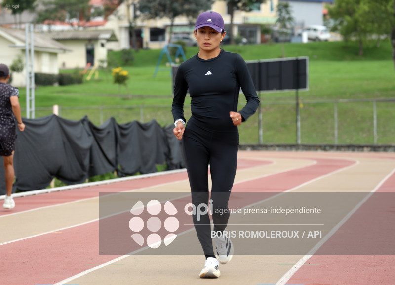 CUENCA-PAULA TORRES-MEDALLISTA MUNDIAL