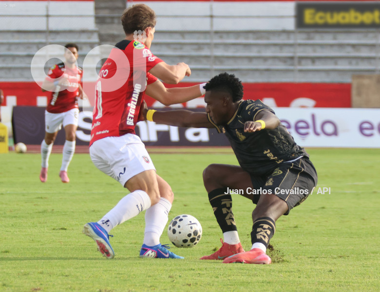 FBL-LIGAECUABET-LEONES FC-AUCAS