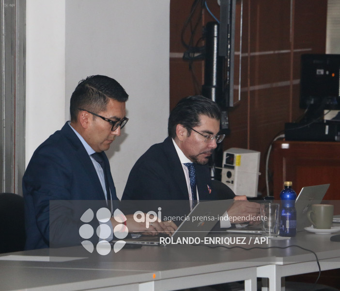 CASO LIGADOS RESOLUCION