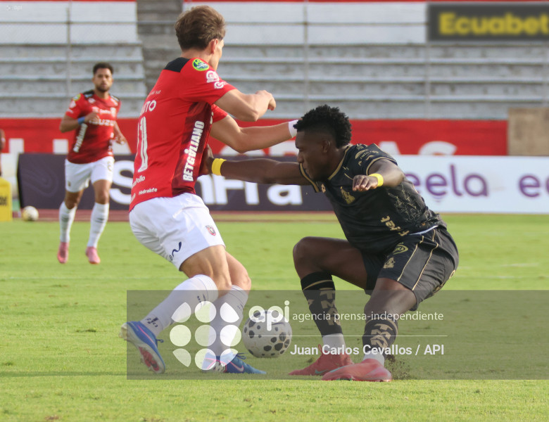 FBL-LIGAECUABET-LEONES FC-AUCAS