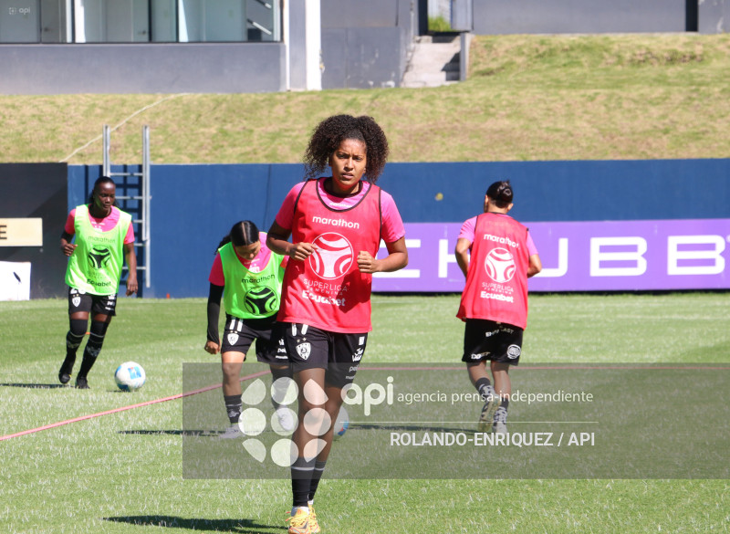 FBL SUPERLIGA FEMENINA DRAGONAS IDV VS DEPORTIVO IBARRA