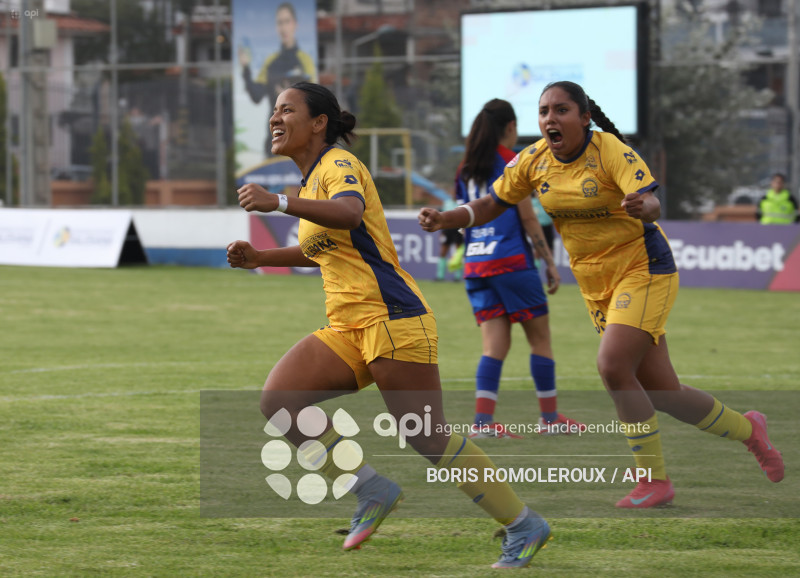 FBL-SUPERLIGA-FEMENINA- CARNERAS UPS-QUITO FC