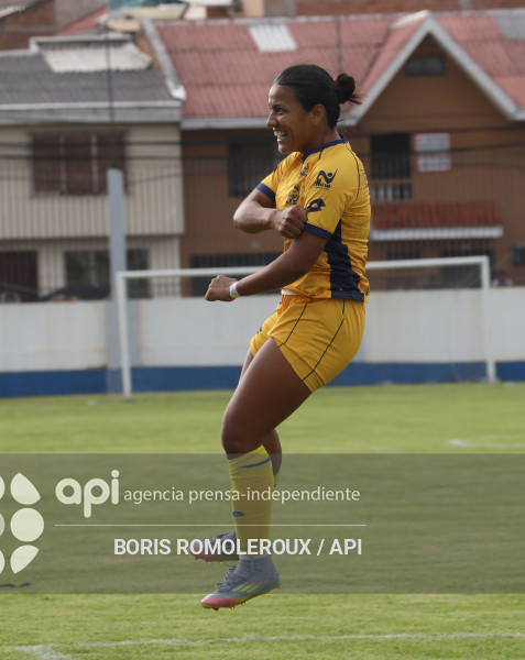 FBL-SUPERLIGA-FEMENINA- CARNERAS UPS-QUITO FC