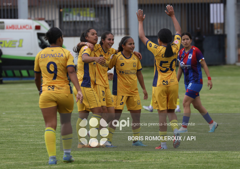 FBL-SUPERLIGA-FEMENINA- CARNERAS UPS-QUITO FC