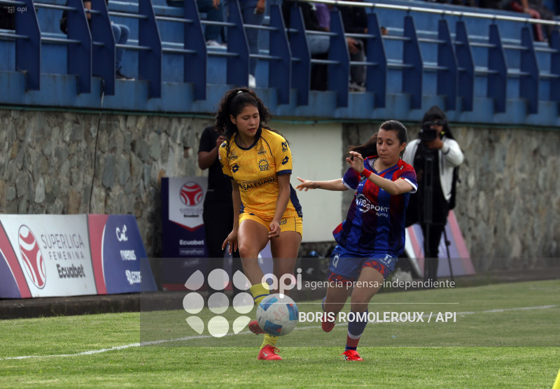 FBL-SUPERLIGA-FEMENINA- CARNERAS UPS-QUITO FC