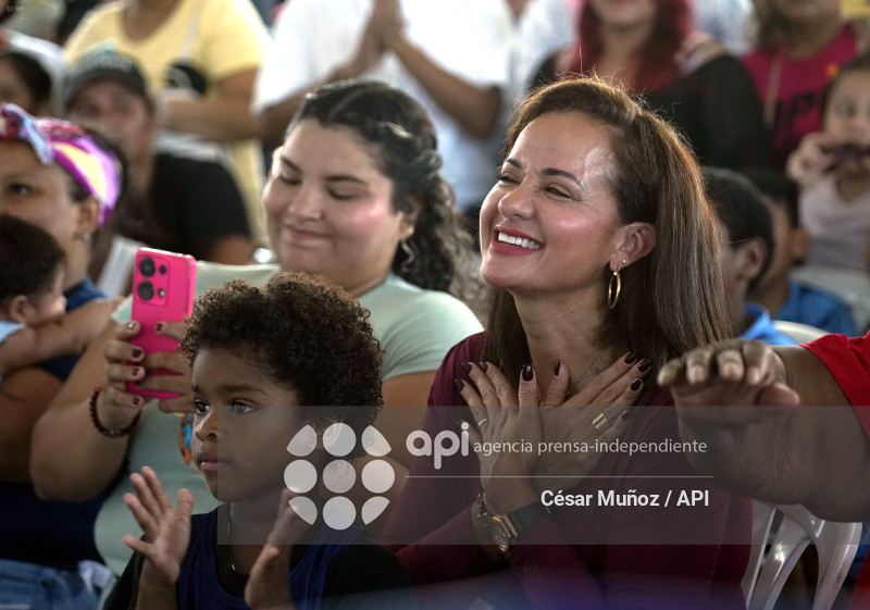 GYE-MARCELA AGUINAGA