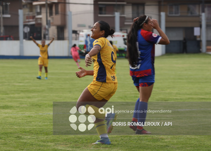 FBL-SUPERLIGA-FEMENINA- CARNERAS UPS-QUITO FC