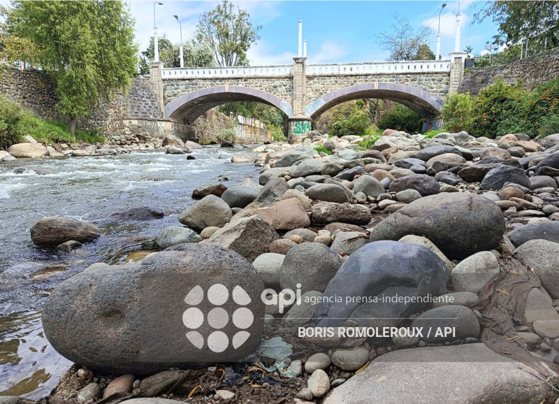 CUENCA-CAUDAL BAJO RIO TOMEBAMBA