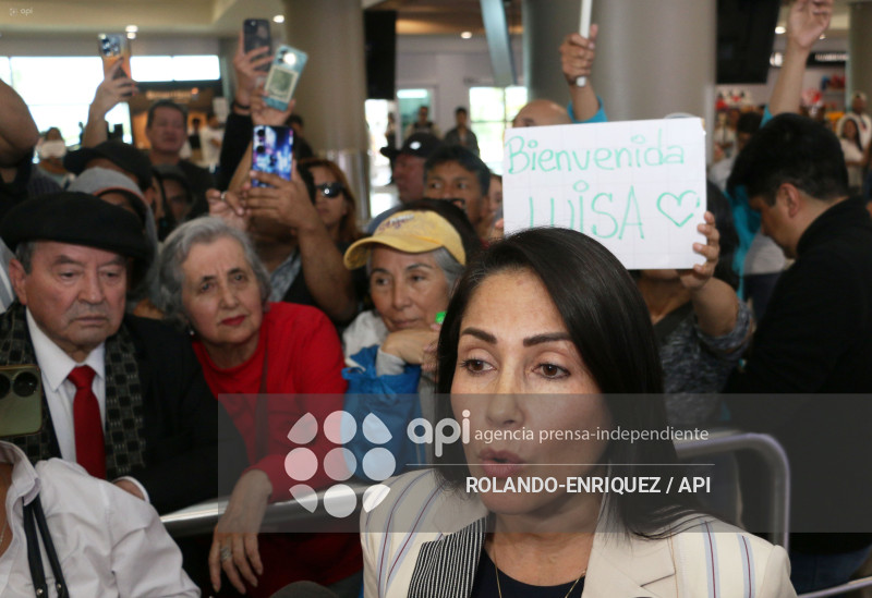 LLEGADA LUISA GONZALEZ