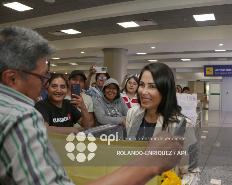 LLEGADA LUISA GONZALEZ