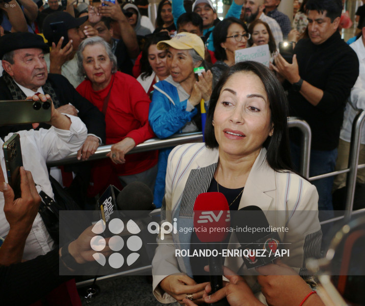 LLEGADA LUISA GONZALEZ