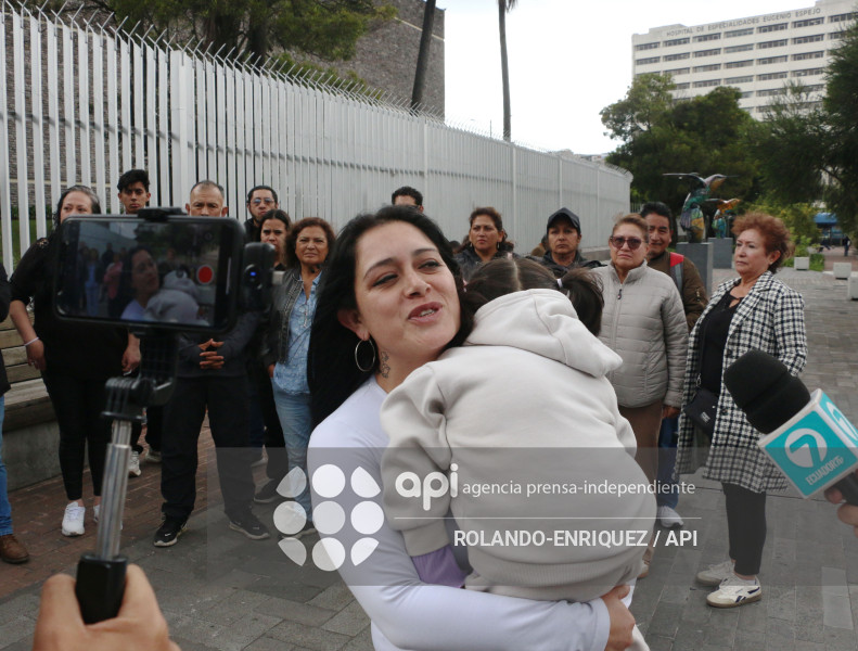 PADRES DE NINOS CON INSUFICIENCIA RENAL EEN LA ASAMBLEA