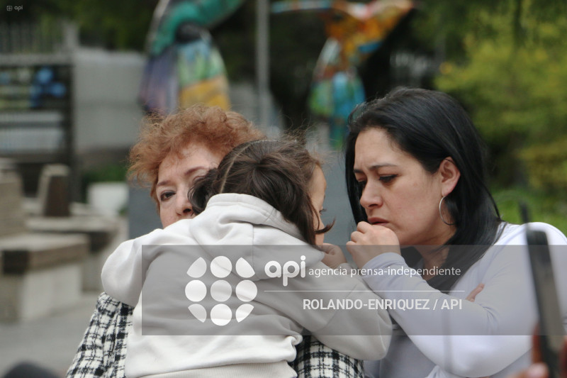 PADRES DE NINOS CON INSUFICIENCIA RENAL EEN LA ASAMBLEA