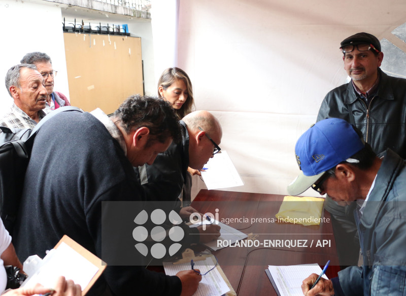 REVOCATORIA MANDATO AL PRESIDENTE NOBOA