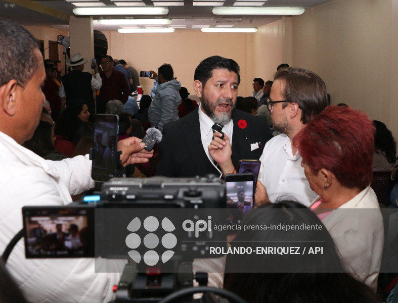 REVOCATORIA MANDATO AL PRESIDENTE NOBOA