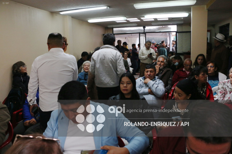 REVOCATORIA MANDATO AL PRESIDENTE NOBOA