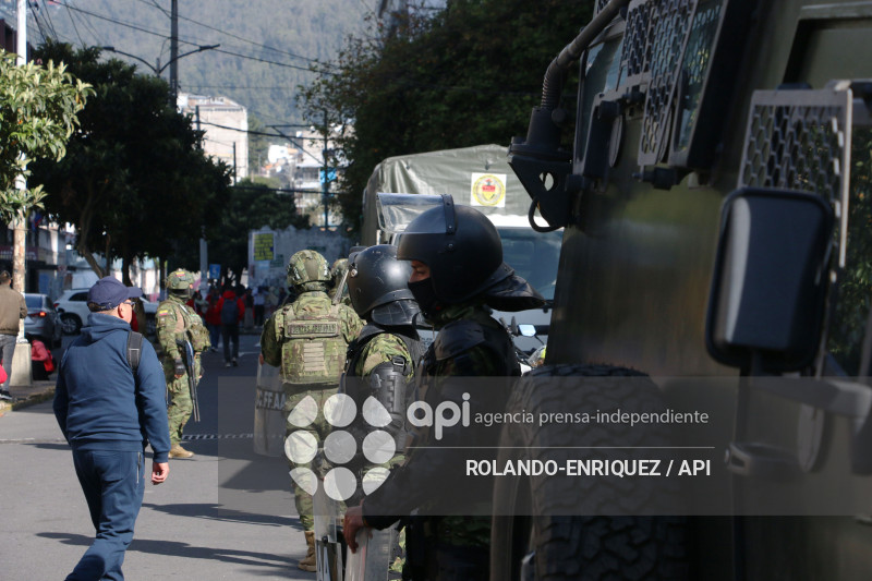 MARCHA 1 DE MAYO QUITO