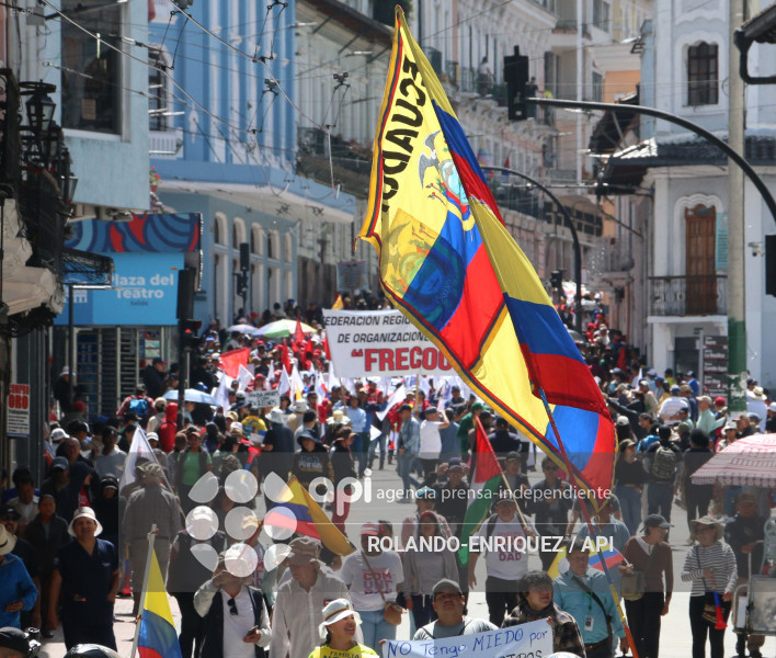 MARCHA 1 DE MAYO QUITO