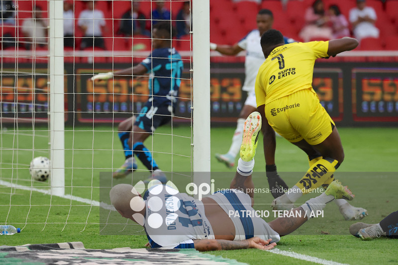 FBL LIGA ECUABET LDU VS GUAYAQUIL CITY