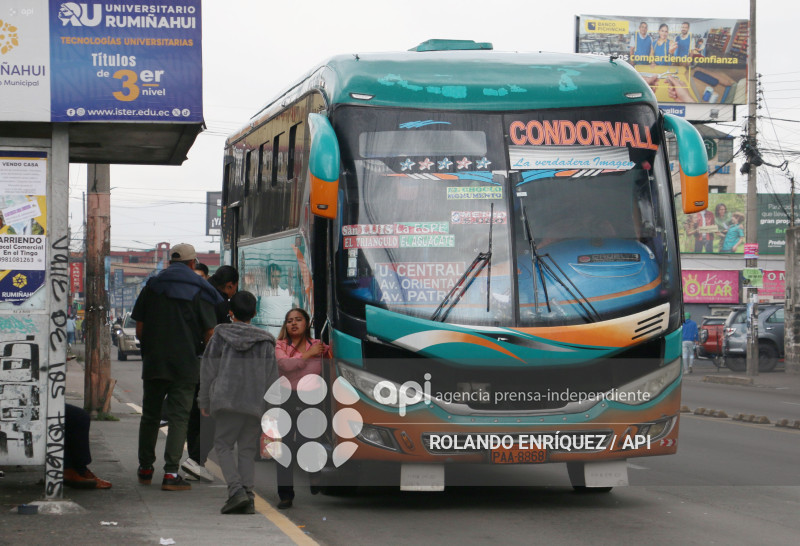 TRANSPORTISTAS REDUCEN FRECUENCIAS