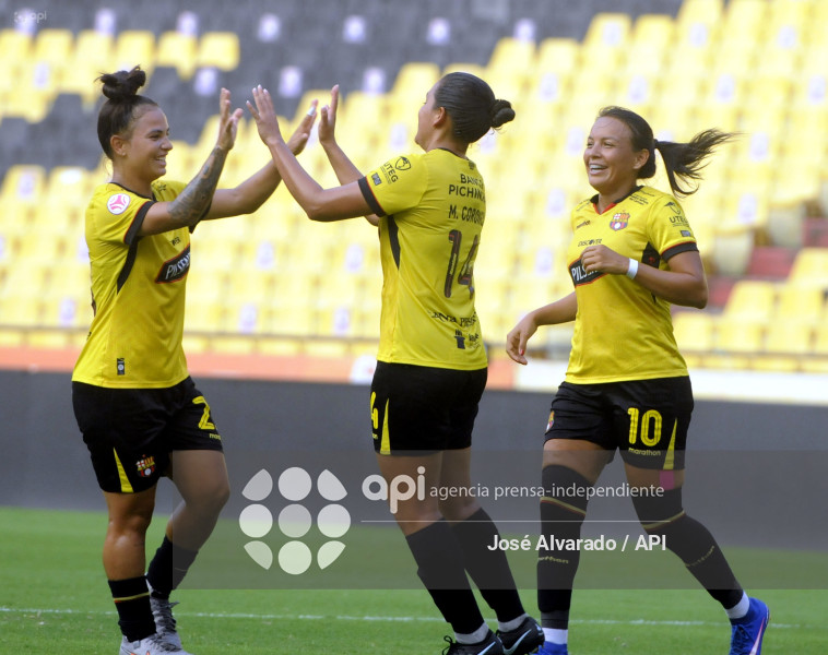 FBL-SUPERLIGAFEMENINA-BARCELONA-EMELEC