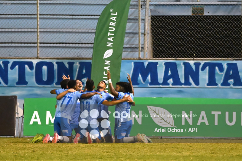 FBL-LIGA ECUABET-MANTA-MACARA
