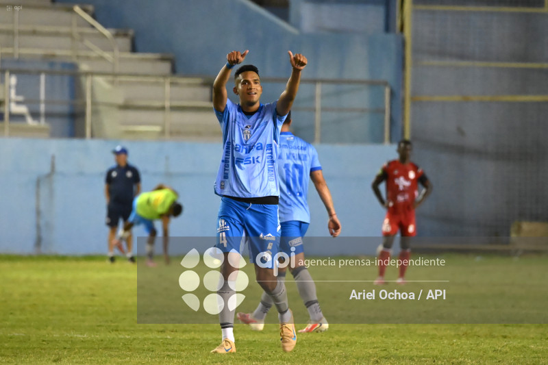 FBL-LIGA ECUABET-MANTA-MACARA