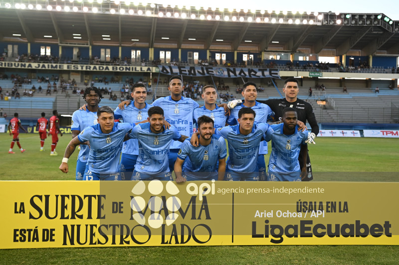 FBL-LIGA ECUABET-MANTA-MACARA