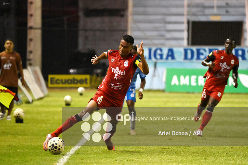 FBL-LIGA ECUABET-MANTA-MACARA