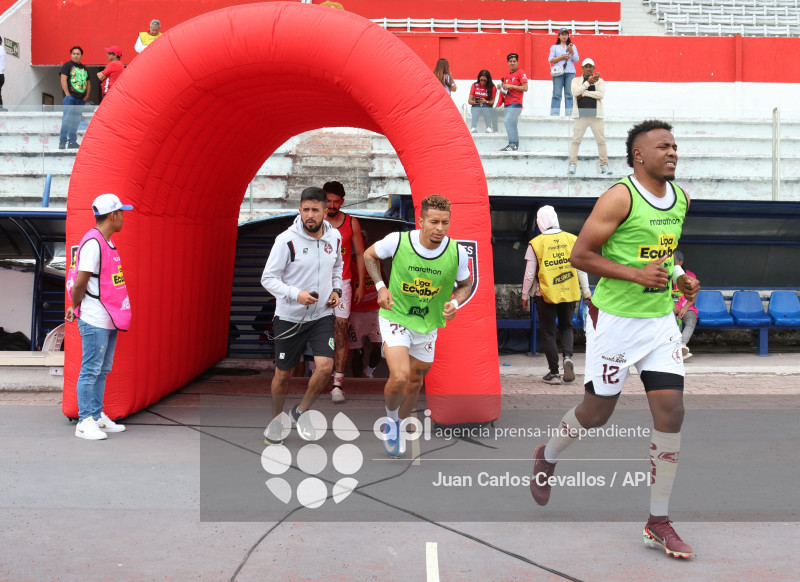 FBL-LIGAECUABET-LEONES FC-MUSHUC RUNA