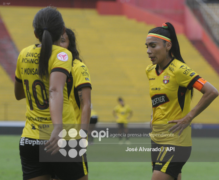SPO-SUPERLIGAFEMENINA-BARCELONA-LDUQUITO