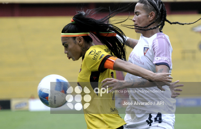 SPO-SUPERLIGAFEMENINA-BARCELONA-LDUQUITO