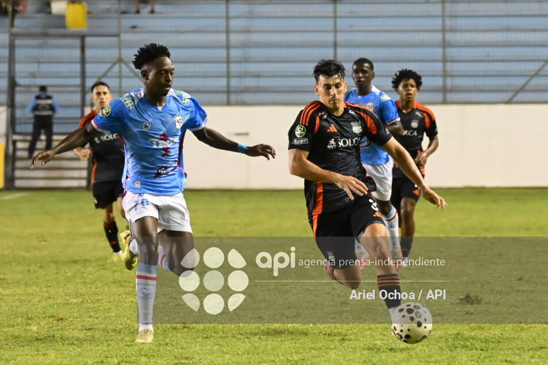FBL-LIGA ECUABET-MANTA-EMELEC
