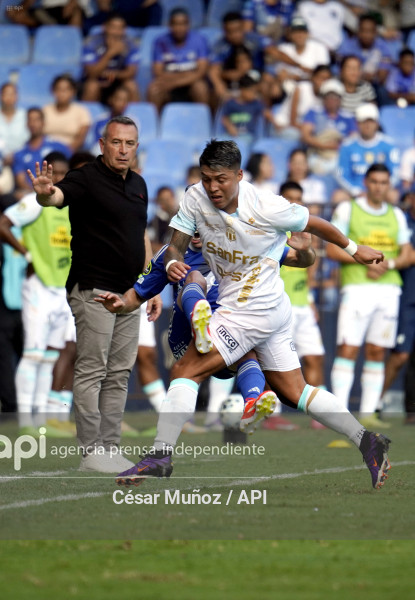 FBL-LIGAECUABET-EMELEC-MACARA
