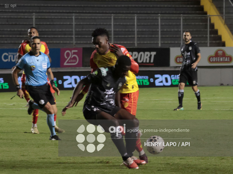 FBL LIGAECUABET AUCAS VS MANTA