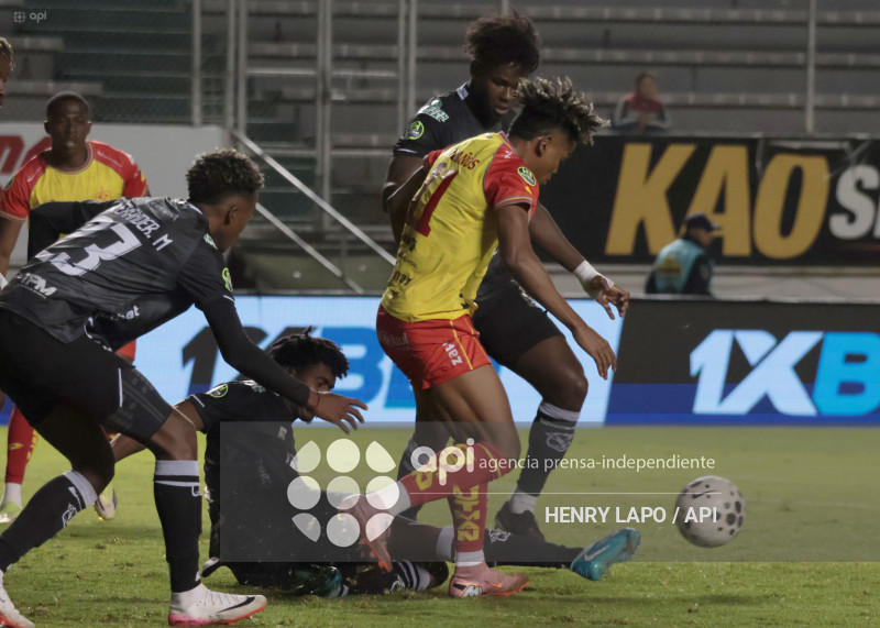 FBL LIGAECUABET AUCAS VS MANTA