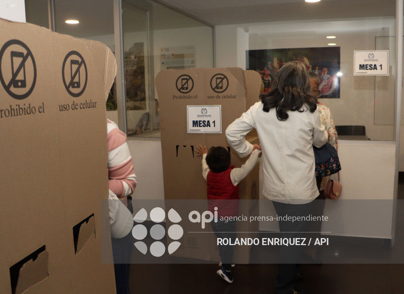 ELECCIONES CONSULADO COLOMBIA