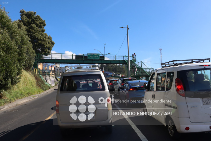 CONGESTION VEHICULAR QUITO