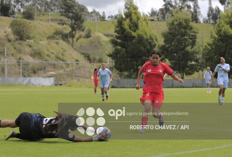 FBL SUPERLIGA FEMENINA MACARA VS EL NACIONAL