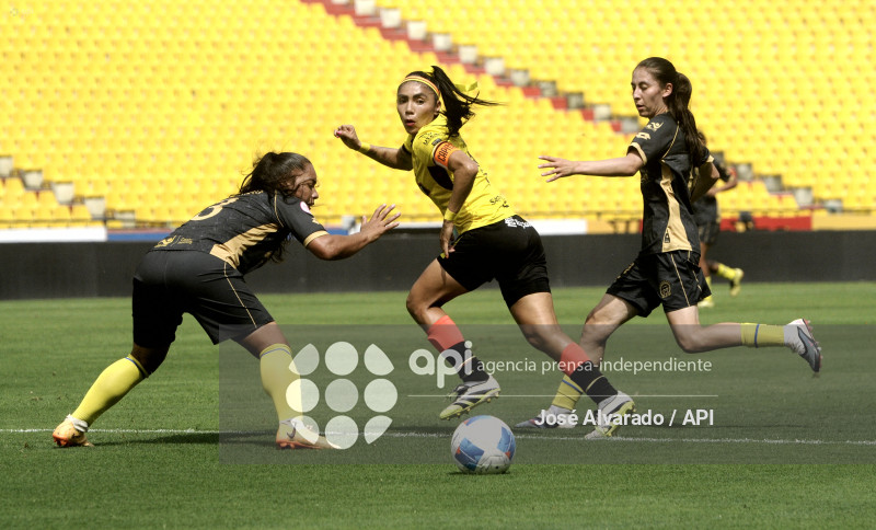 SPO-SUPERLIGAFEMENINA-BARCELO-CARNERAS