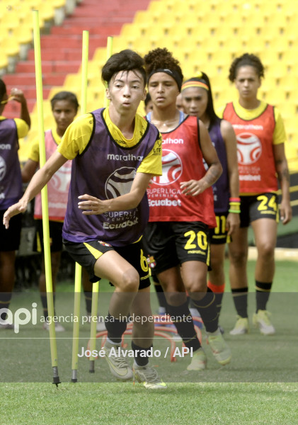 SPO-SUPERLIGAFEMENINA-BARCELO-CARNERAS